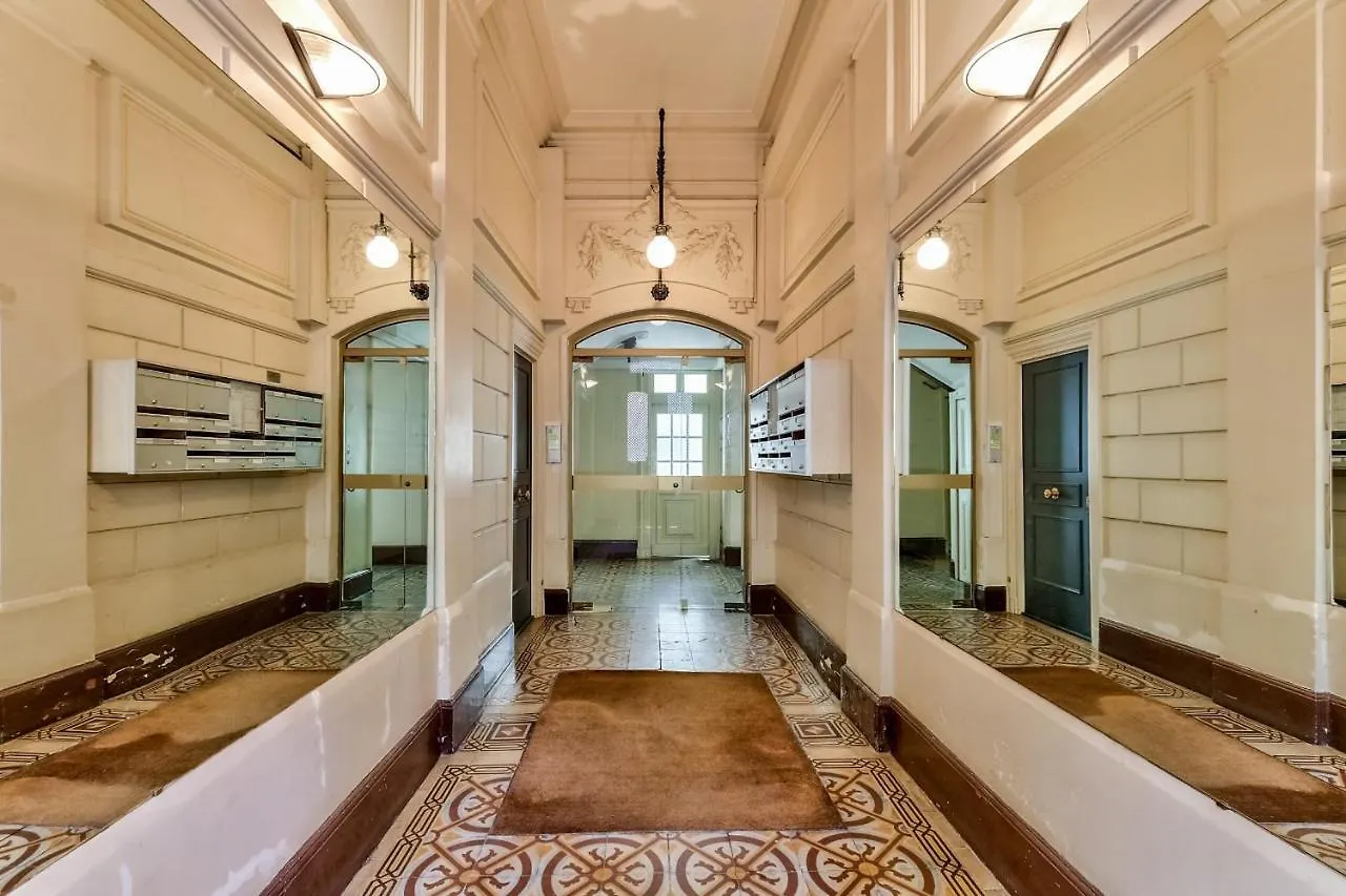 Apartment In Front Of Gare De Lyon Next To Bastille Paryż 0*,  Francja