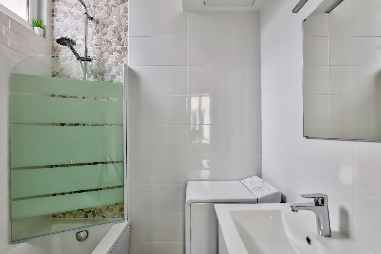 Apartment In Front Of Gare De Lyon Next To Bastille Paryż 0*,  Francja